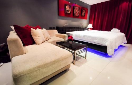 Patong Apartment | Absolute Bangla R305