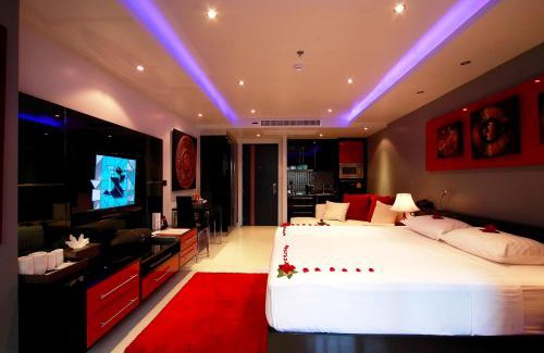 Patong Hotel | Absolute Bangla Suites