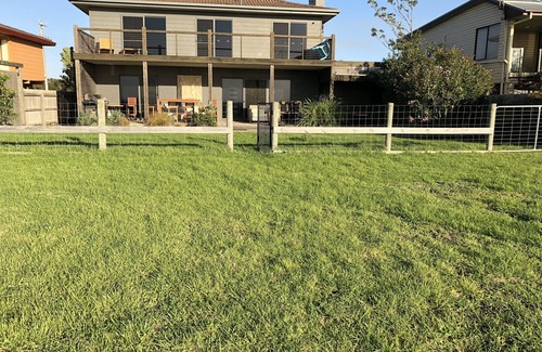 Portarlington House | Absolute Beach Front - a minute walk to the BEACH!