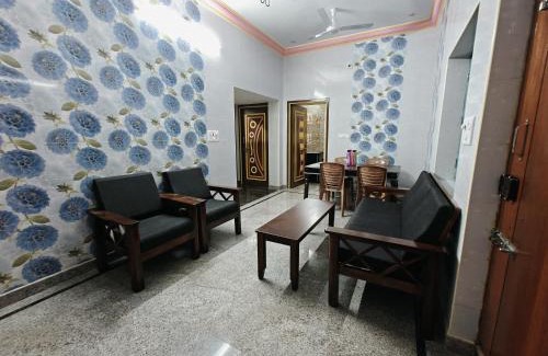 Vellore Apartment | AC HOMESTAY NEAR CMC AND RAILWAY STATION 2BHK and 3 BHK