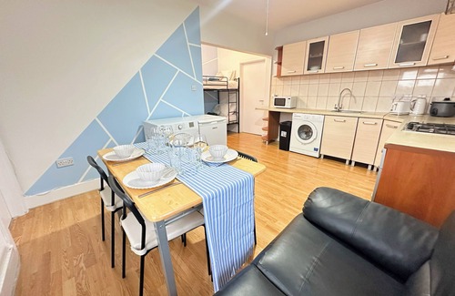 Wembley Park Apartment | Acacia Cosy Wembley Stadium Serviced Apartments, 12mins to Central London