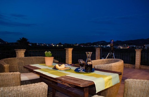 Kalpaki Apartment | Acacia House 'Sunlight'