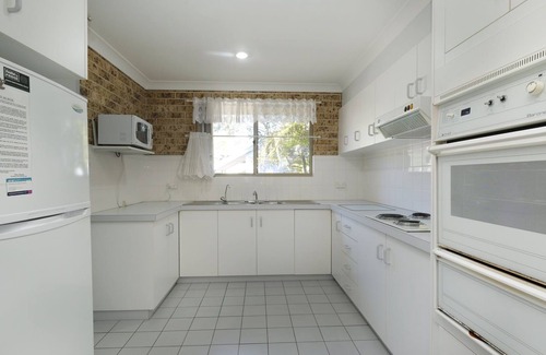 Boomerang Beach House | Acacia - Weekly only - Byo linen
