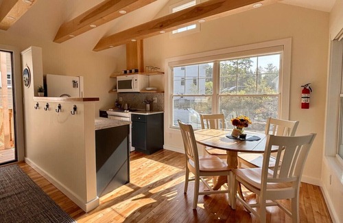Northeast Harbor Apartment | Acadia + Bar Harbor Escape Gym Access NEH