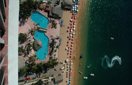 Costa Azul Apartment | Acapulco Beach Front PentHouse 30th Floor