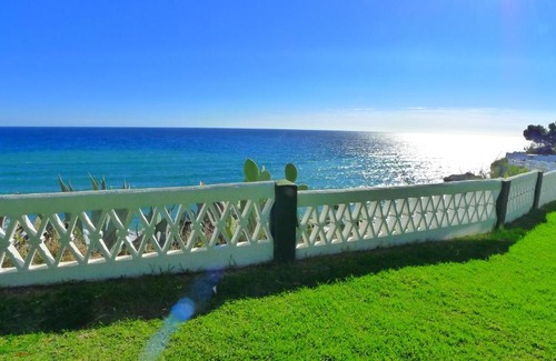 Nerja City Centre Apartment | Acapulco Playa - Nerja