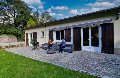 Chassenon House | Accesible countryside retreat with private garden and all modern facilities