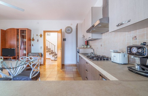 Arenella Villa | Accessible Villa "Franca Zona Arenella" with Private Terrace & Wi-Fi