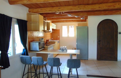 Bagnols-en-Foret Condo | Accommodation in a magnificent villa in the Var
