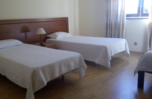 Pombal Hostel | Accommodation in the Center of Portugal - Room II