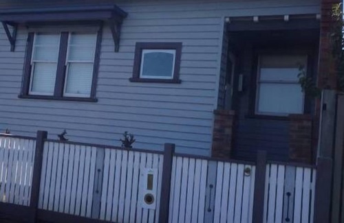 Soldiers Hill House | Accommodation on Soldiers' Hill
