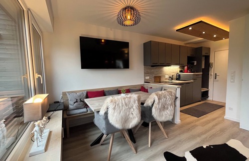 Ettenhausen Apartment | AchenKastl for 1-3 persons 40 sqm, living room/kitchen, bedroom, south-facing