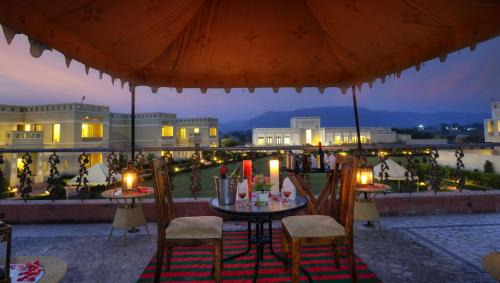 Achrol Hotel | Achrol Niwas A TreeHouse Hotel