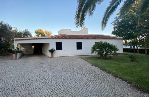 Santa Luzia Villa | Acolhedora Villa de Charme em Tavira! A 15 Minutos a pé da Praia do Barril