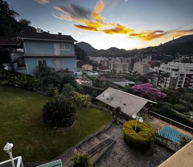 Teresopolis House | Aconchegante casa com piscina e lazer completo