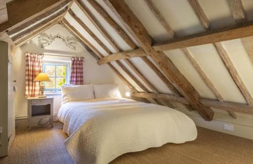 Aldborough House | Acorn Cottage