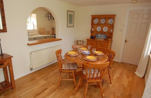 Bruton House | Acorn Cottage