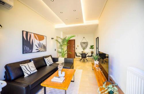 Kinosargous Apartment | Acropolis view Apartment in the Heart of Athens!