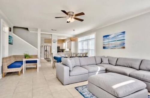 Crystal Beach House | Across Beach, Pool, Pool Table,Ping Pong, Golf Cart Rental, Amazing Yard, 7 BR