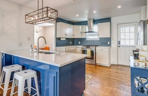 Fort Worth Cultural District House | Across from Dickies Arena right in the heart of all the action