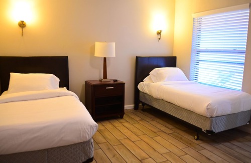 Universal City House | Across-the-Street Charmer: Your Next Home Beckons!