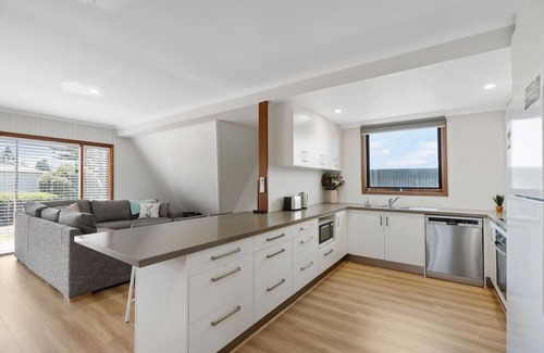 Goolwa South House | Acute, Home in Goolwa South
