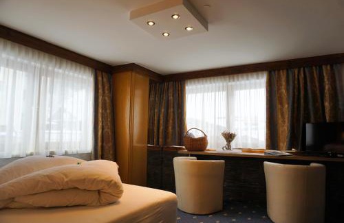 See Hotel | Ad Laca