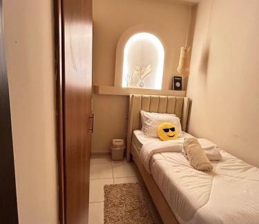 Al Barsha 1 Hotel | Adaz Home