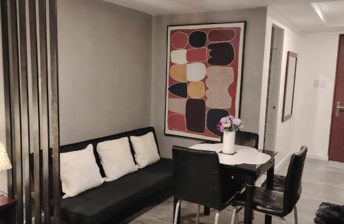 Wack-Wack Greenhills Apartment | ADB Avenue Tower Staycation