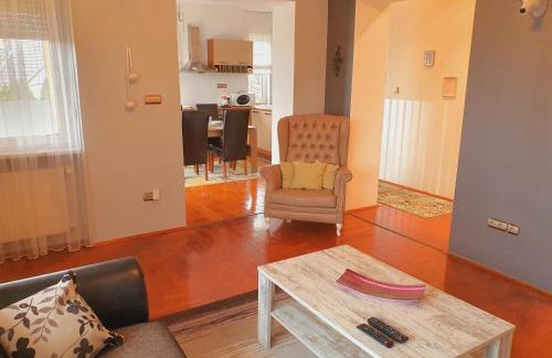 Miskolc Apartment | Adel Apartman