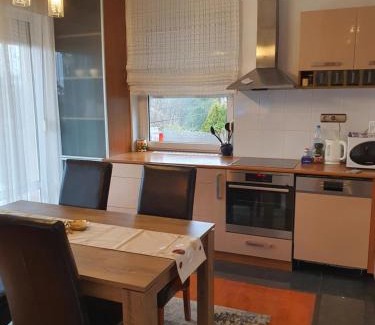 Miskolc Apartment | Adel Apartman