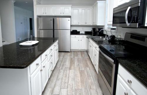 North Myrtle Beach House | Admirals Quarters A