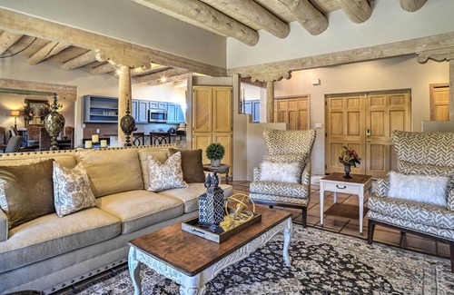 La Cienaga House | Adobe Retreat in Santa Fe w/ Deck & Mountain Views