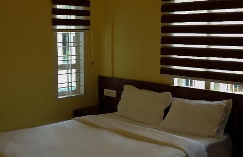 Kalpetta Hotel | Adonay inn residency