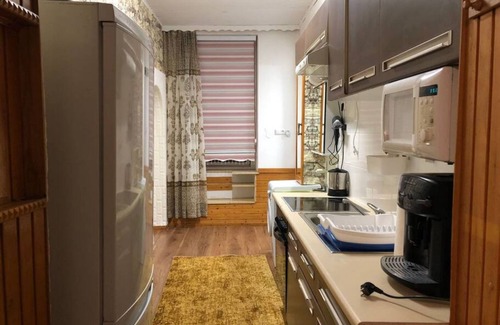 Brigittenau Apartment | Adorable 2BR Apt. near Millenium Tower and Danube