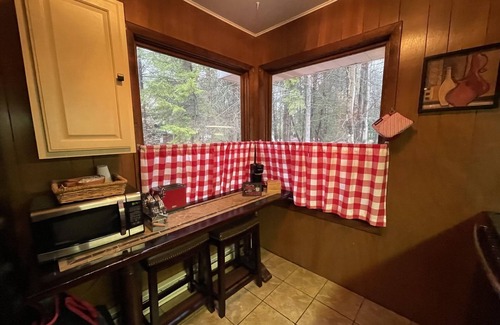 Pocono Pines House | Adorable & affordable! Minutes from Camelback and Kalahari!