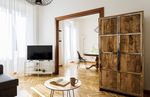 Carrobbio Apartment | Adorable Apartment in Milan City center, 4 guests, few steps from the Duomo