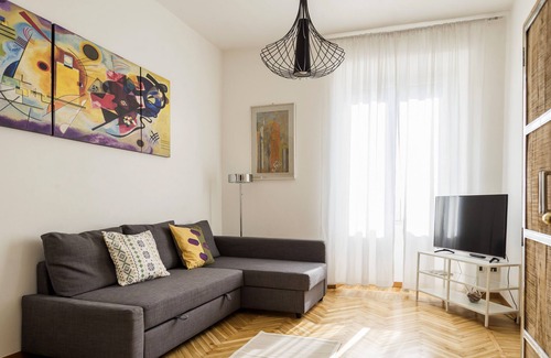 Carrobbio Apartment | Adorable Apartment in Milan City center, 4 guests, few steps from the Duomo