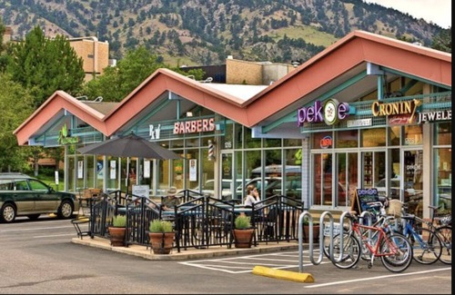 Newlands Apartment | Adorable, Clean and Quiet, Close to Mt trails, park, Pearl St. and biking