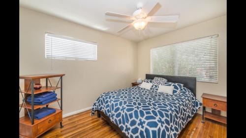 Rancho Oakey House | Adorable House only a few miles from the Strip
