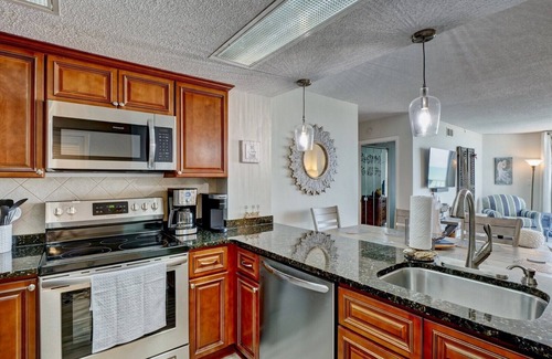 Sneads Ferry Condo | Adorable, recently updated oceanfront condo, amazing views!