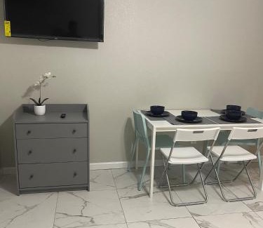 Lake Magdalene House | Adorable Suite in Tampa.