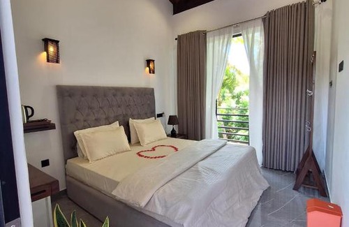 Weligama Hotel | Adrian Dilneth