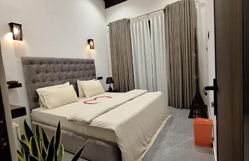 Weligama Hotel | Adrian Dilneth