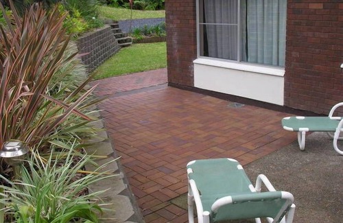 Shoal Bay Apartment | Adriana Apt -Private back yard with direct access to the National Park