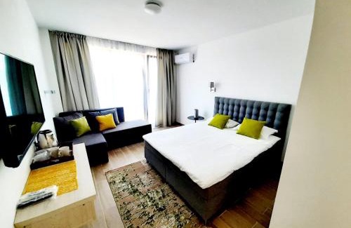 Eforie Nord Hotel | Adriano pe plaja Belona