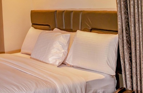 Somolu Hotel | Adun Suites
