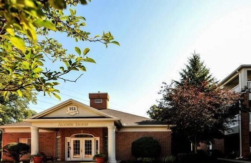 Mishawaka Hotel | Adventure Awaits! Near Eck Baseball Stadium, Kitchenette