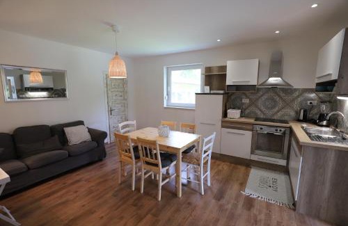 Zasip Apartment | Adventure Cottage with pool and big garden