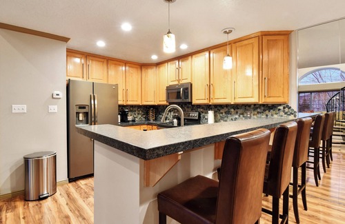 Midway Condo | Adventure Hub~Ski Resorts, Backcountry & Park City 3203